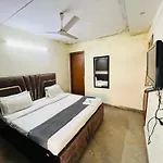 Roomshala 152 Hotel Sukoon
